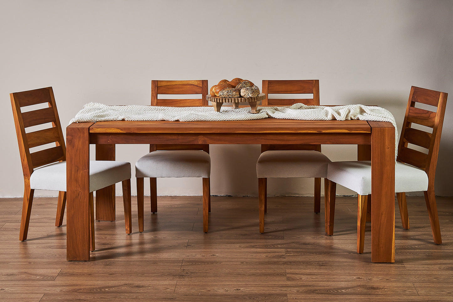 COMEDOR 6 PUESTOS TECA CON SILLAS