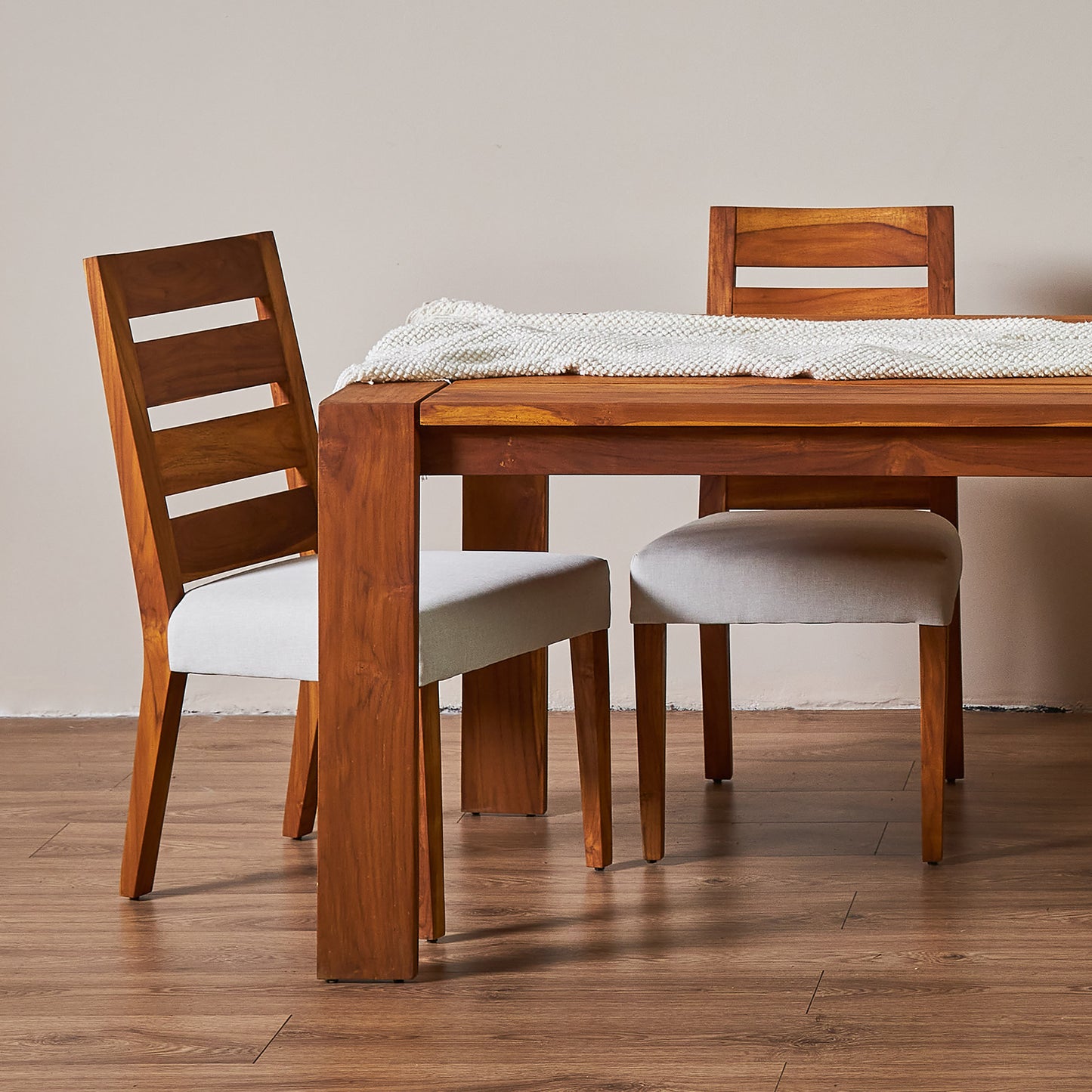 COMEDOR 6 PUESTOS TECA CON SILLAS